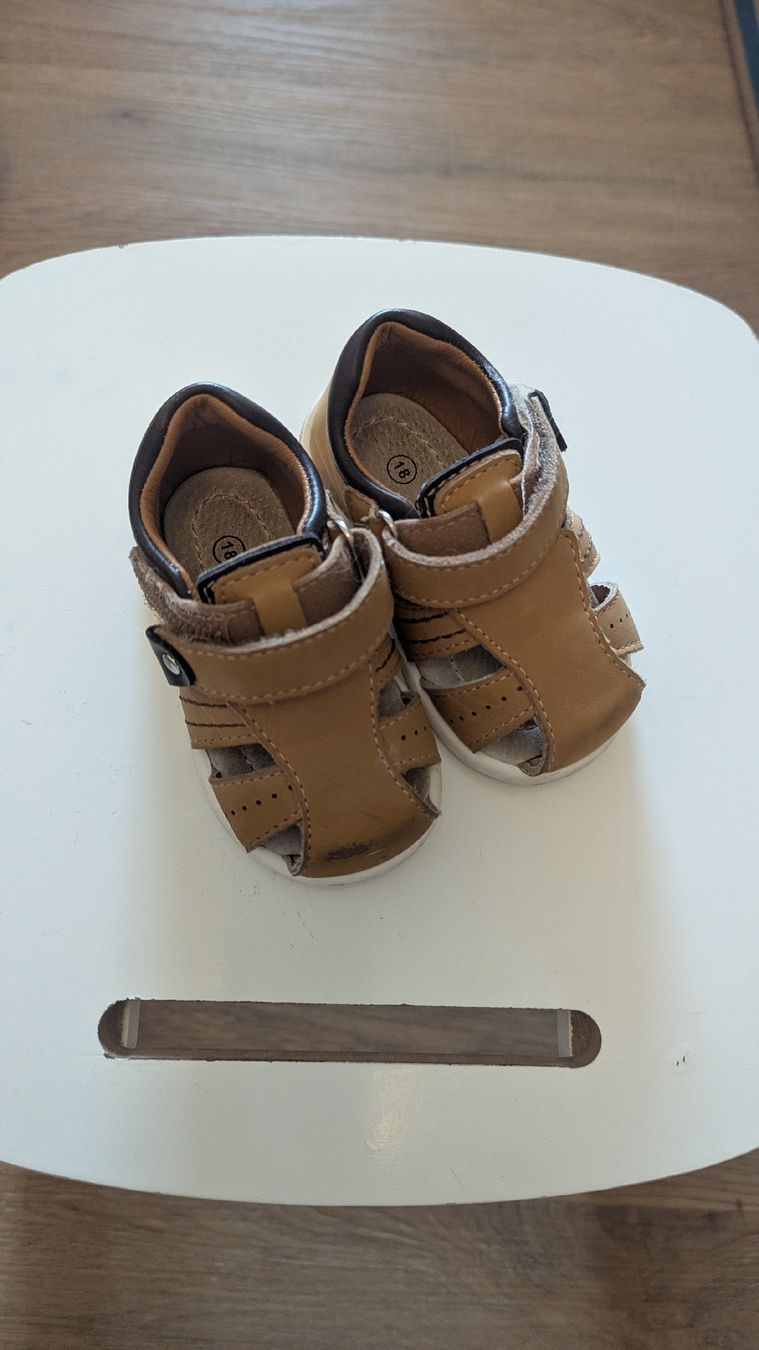 Scarpe per ragazzi: Sandales bébé taille 18 – Usato da Biel/Bienne venduto da ana_5n9d