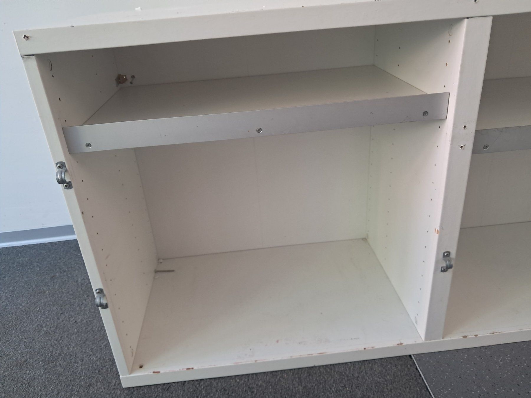 Ikea Étagères: Weisses Regal, IKEA Sideboard, Kommode – D'occasion à Zürich par Lia107 2
