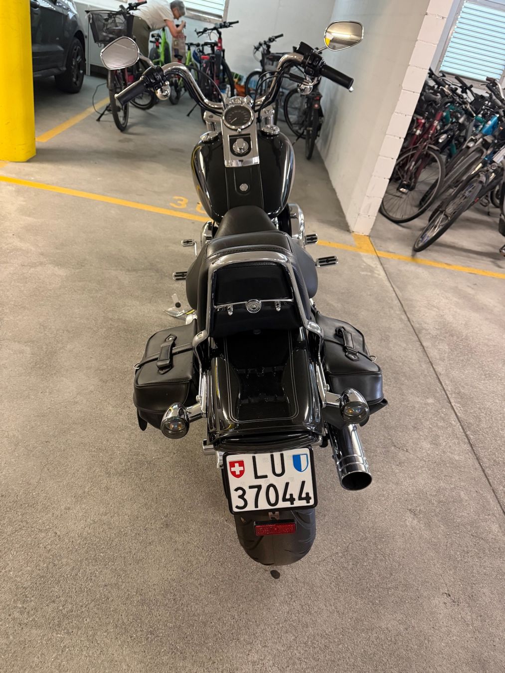 Harley-Davidson Chopper: Harley Davidson Softail Standard guter Zustand – Usato da Oberkirch venduto da rol_c7cf 1
