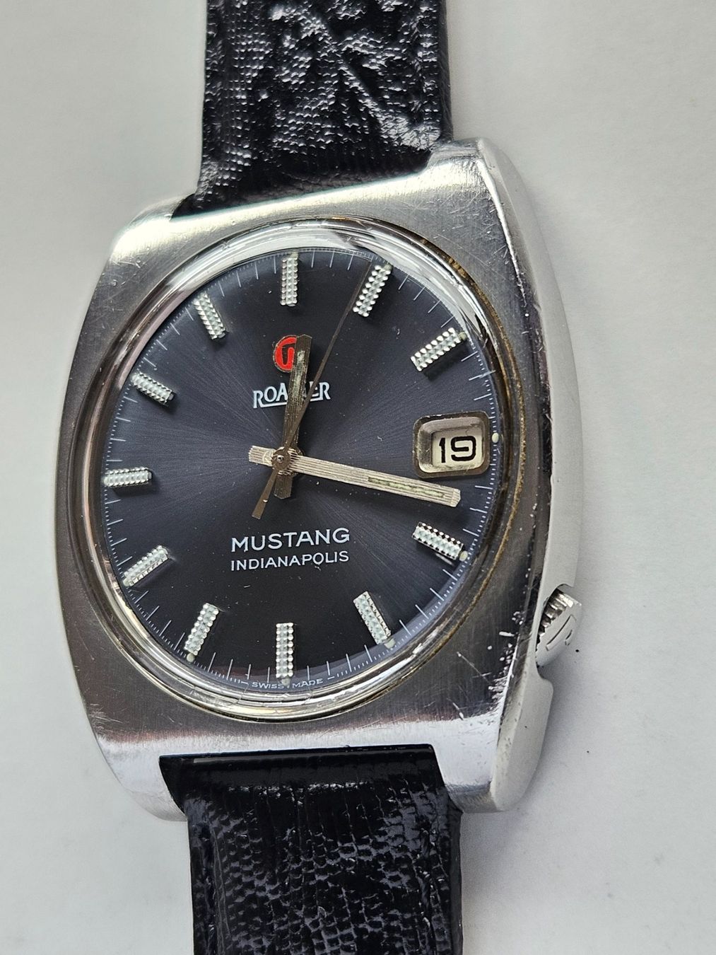 Roamer Orologi: 59 Roamer Mustang Indianapolis Date – Usato da Berikon venduto da mmm21 2
