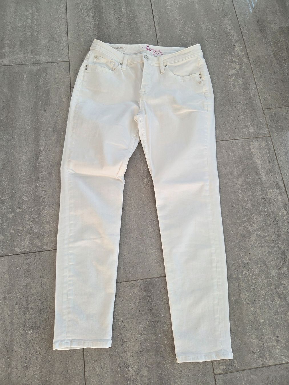 Lieblingsstück Jeans: schöne Jeans, Lieblingsstück – Nuovo (secondo la descrizione) da Wiesendangen venduto da Sinhuk