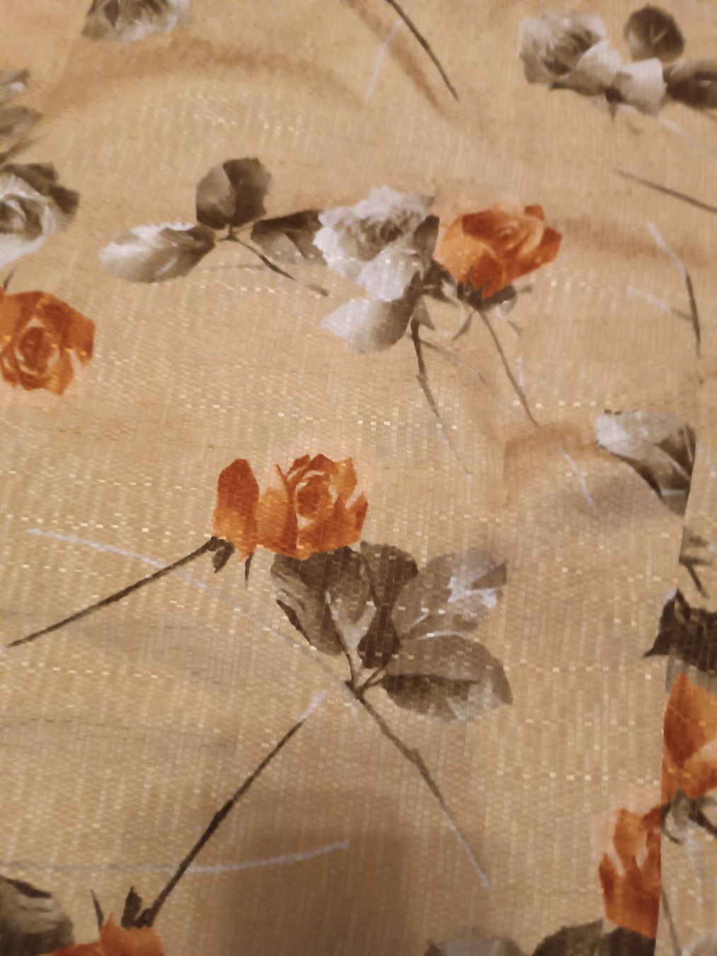 Top: Seiden Top beige mit Rosen – Nuovo (secondo la descrizione) da Horn venduto da sonjamenzi 2