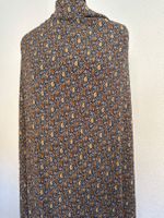 Baumwollstoff mit Blumenmuster 2,5m x 1,1m