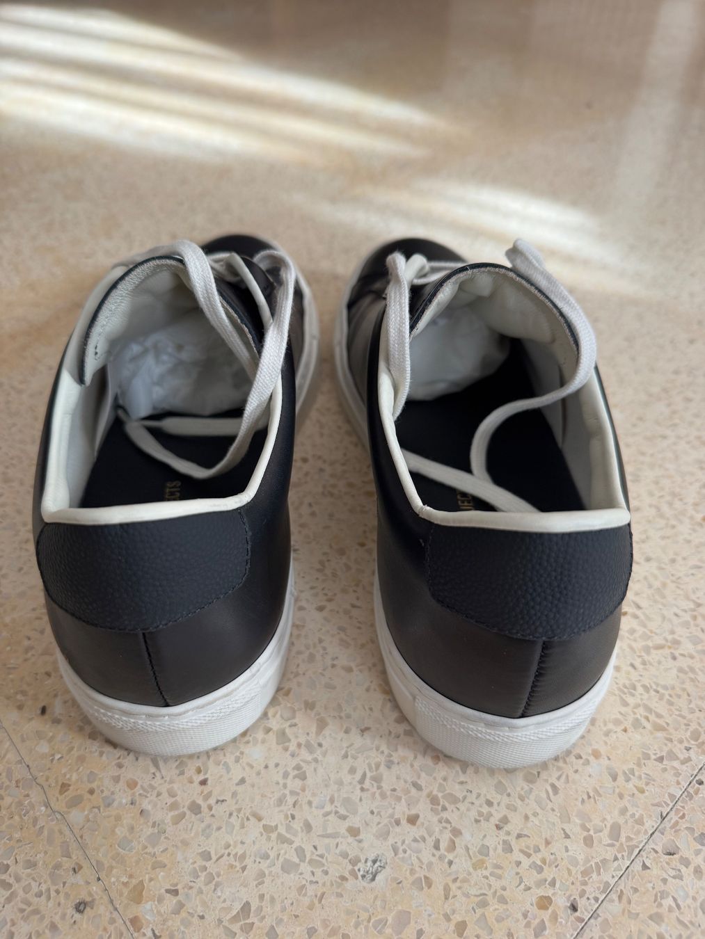 Scarpe da uomo: Common Projects Retro Low Black (UK 8 / EU 42) – Nuovo (secondo la descrizione) da Glattpark(Opfikon) venduto da daniel_ag 2