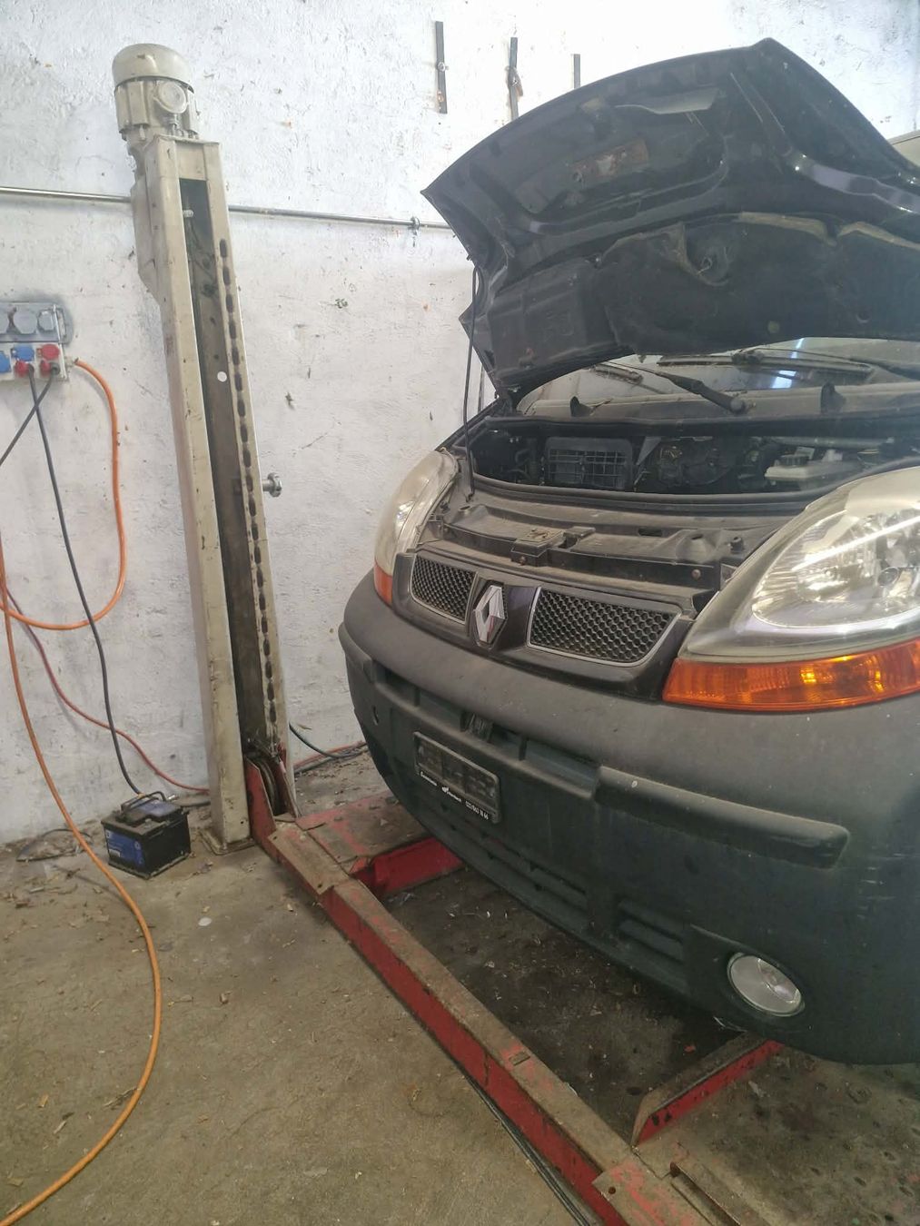 Automobili: Renault Trafic 1.9 dCi mit autolift. – Difettoso da Tann venduto da Raqueldoo