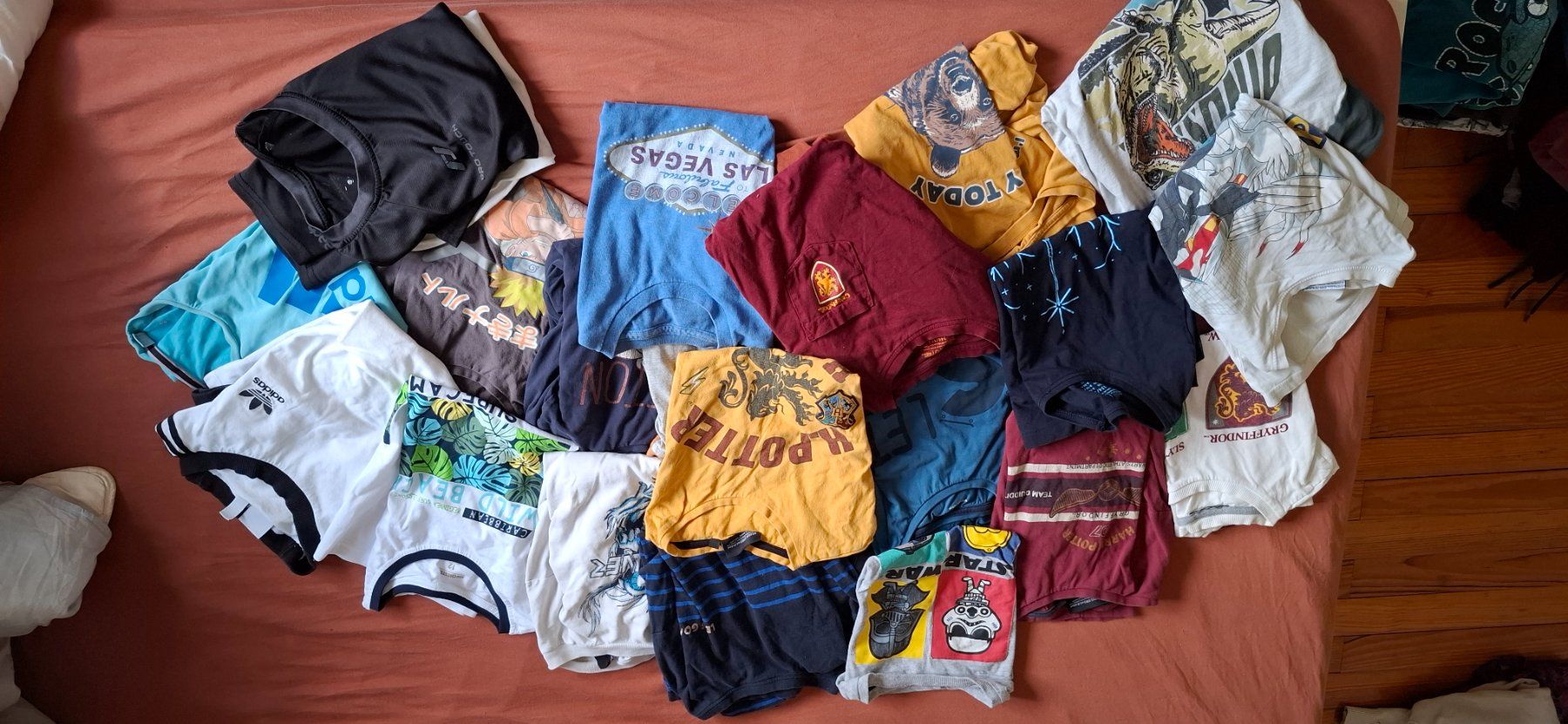Lotti & Set di vestiti: Habits garçon 10-12 ans – Usato da Genève venduto da kannatta110 6