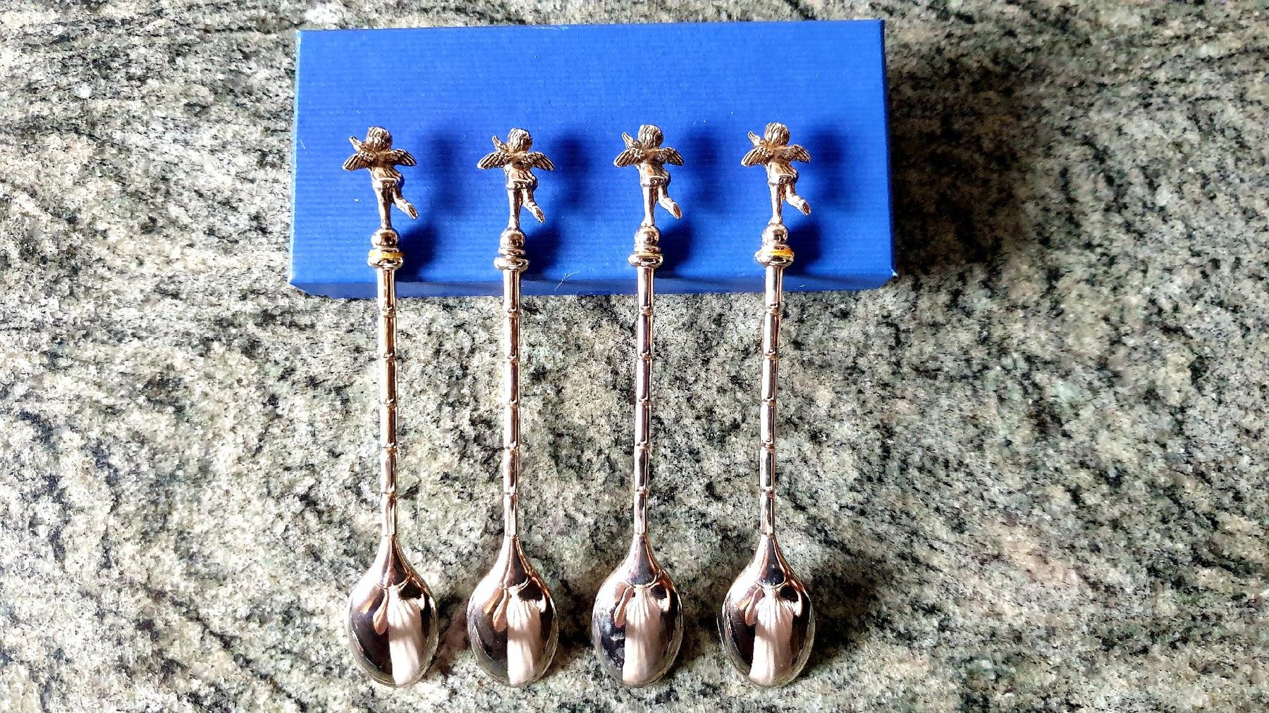Cucchiai: SOUVENIRLÖFFEL - ENGELMOTIV – Nuovo e nell'imballaggio originale da Wengi b. Büren venduto da Ot1000 2