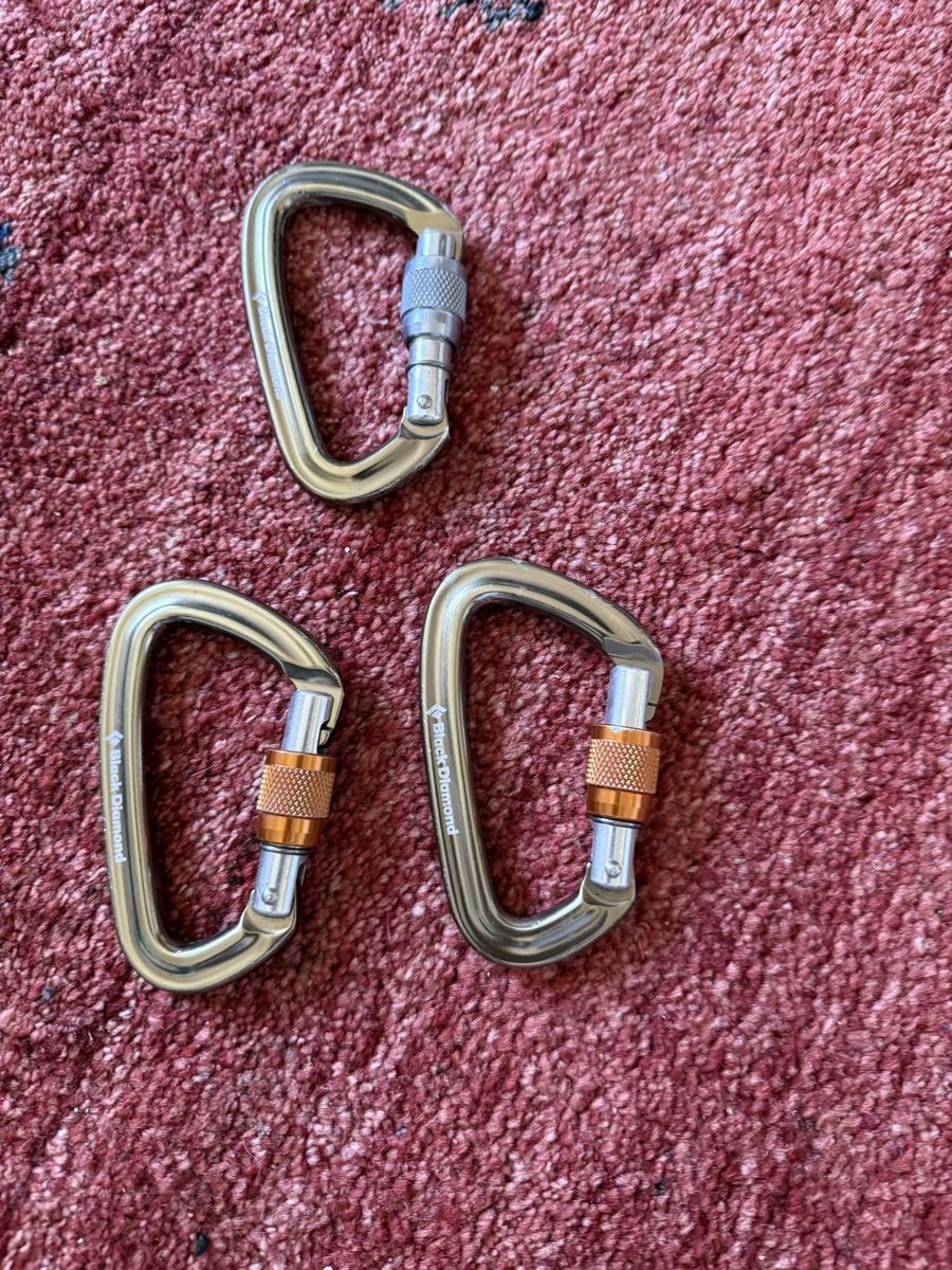 Attrezzatura da arrampicata: Erreur de publication article déjà en vente – Usato da Le locle venduto da yvmorin