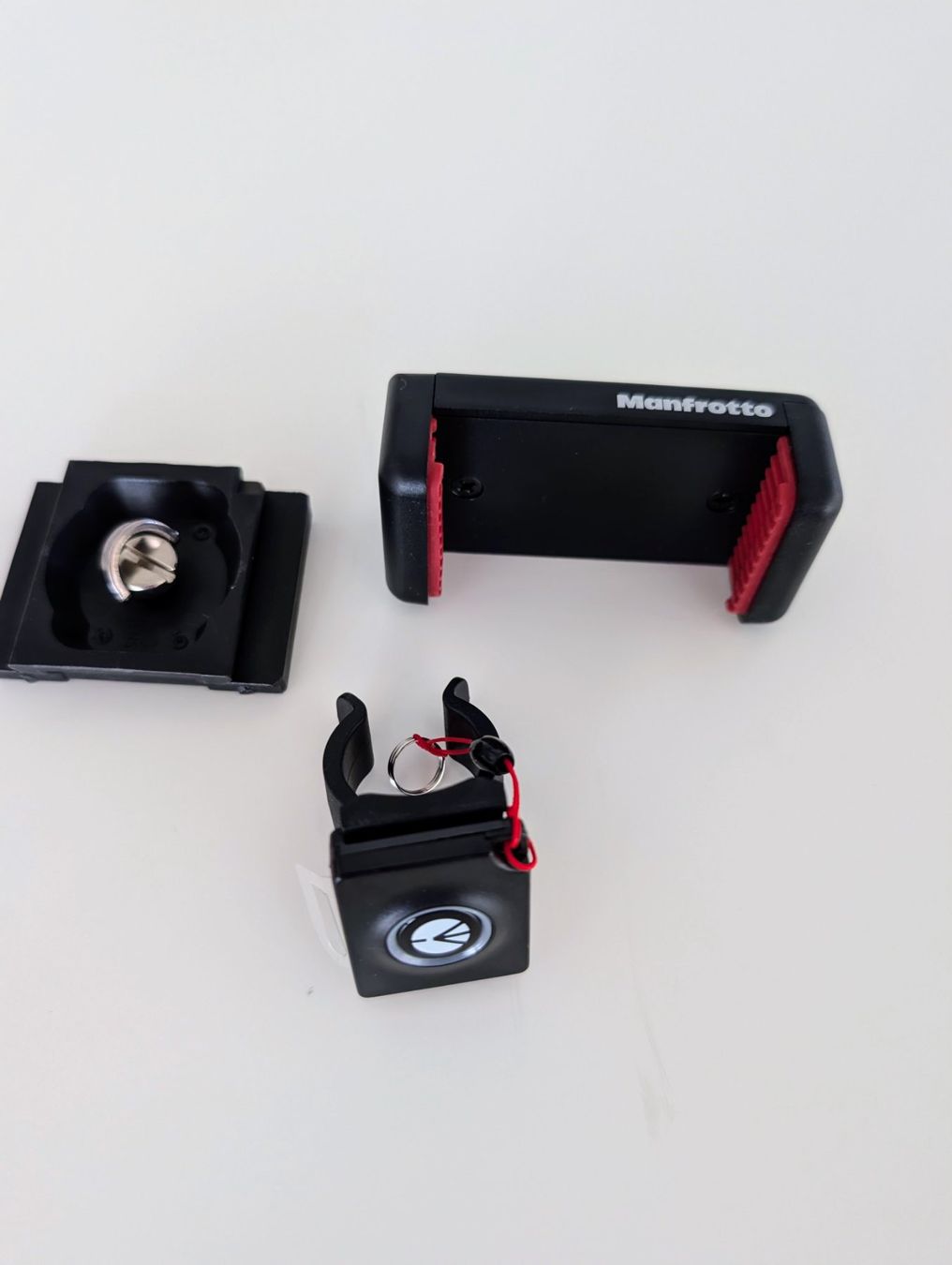 Manfrotto Trépieds & Accessoires: Manfrotto Element MII Carbon Tripod with Bluetooth Remote – D'occasion à Zürich par bobighorus 3