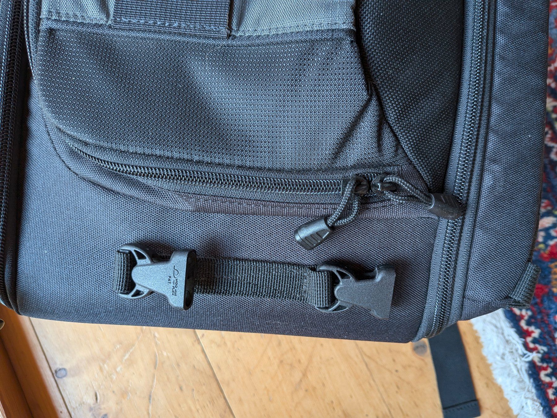 Lowepro Sacs à dos: Kamerarucksack Sling Bag von Lowepro – D'occasion à Peccia par LillyMarie98 5