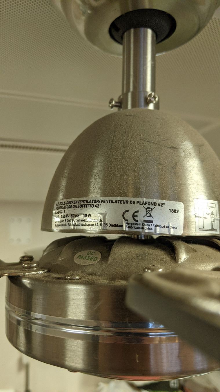 Ventilatori: Deckenventilator silber – Usato da Rüti ZH venduto da kunstreich_8630 1