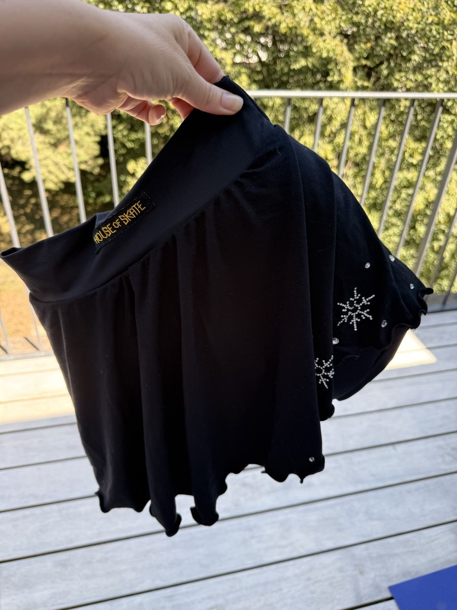 Schutz & Schoner: Protektor Shorts für Eiskunstlauf  – Neu (gemäss Beschreibung) aus Zürich von fra_wc9h