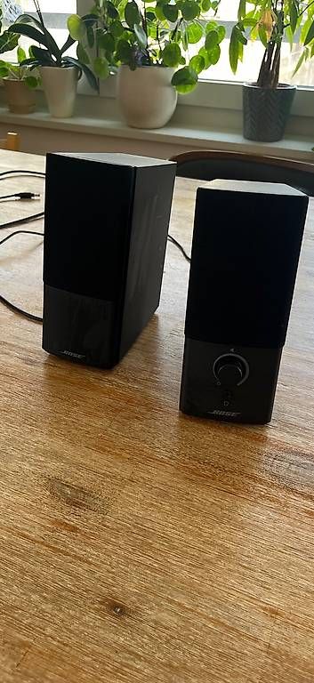 Casse acustiche: Bose companion 2 series 3 – Usato da Zürich venduto da JamilaS.
