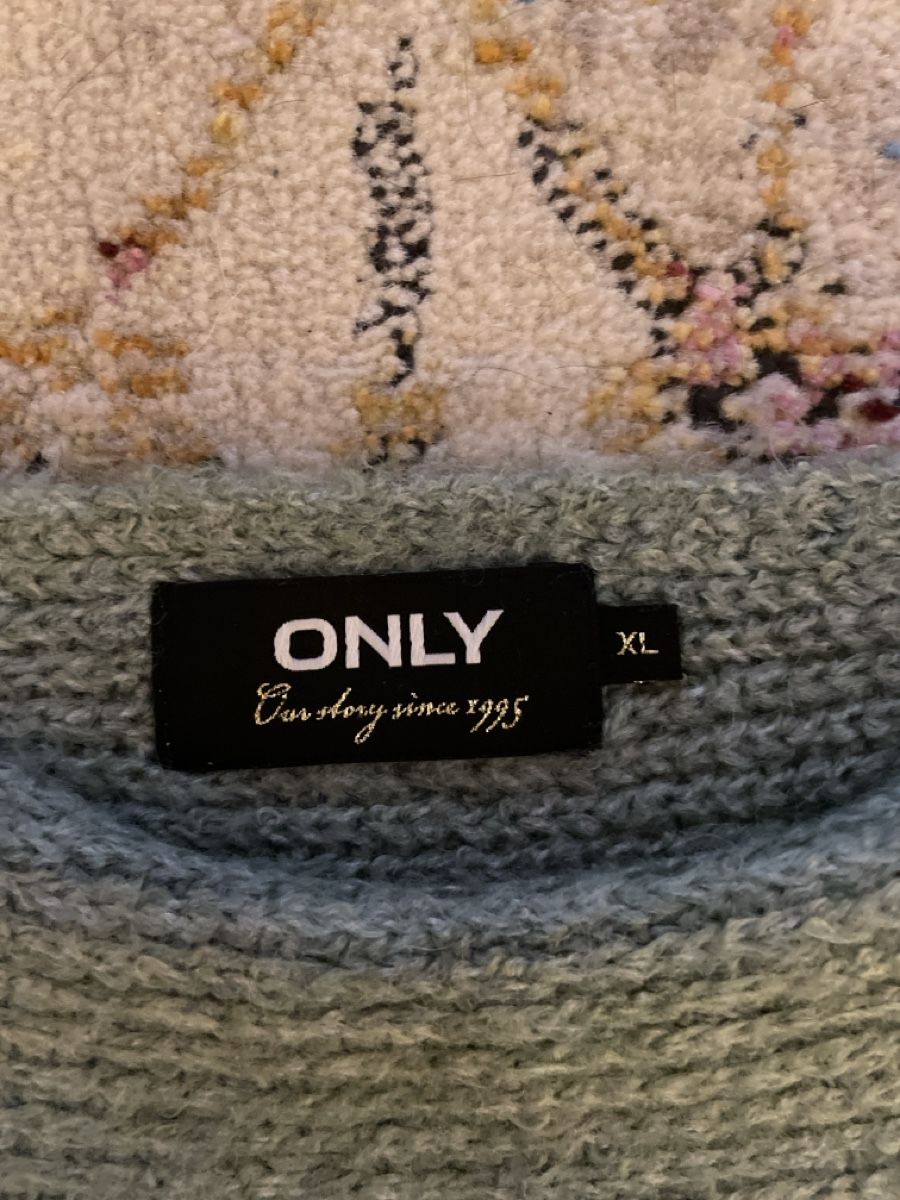Only Maglioni & Felpe: Schöner weicher Strickpullover in Grösse XL – Usato da Wahlen b. Laufen venduto da Salome7 2