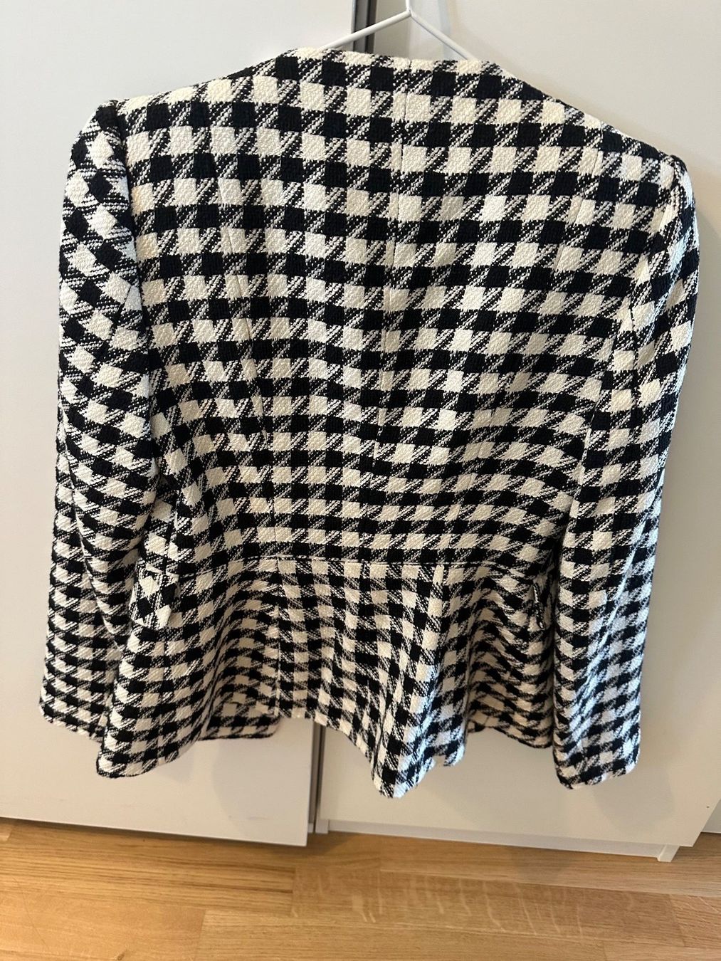 Zara Giacche: Blazer Zara – Usato da Zug venduto da sil_z2j2 2