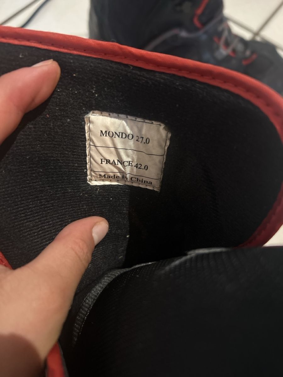 Chaussures hommes: Snowboard boots Grösse 42 – D'occasion à Fischenthal par Victoria_fischenthal 5