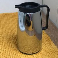 Isolierte Thermoskanne, Edelstahl, 1 Liter Fassungsvermögen