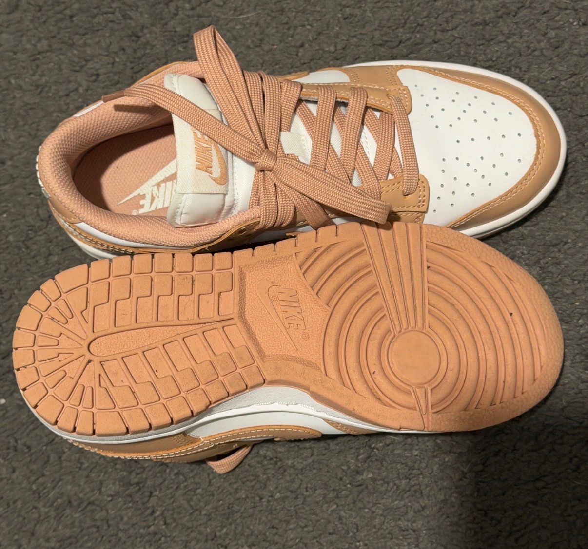 Nike Chaussures hommes: Nike Dunk – D'occasion à Moutier par Rafaela_Fi 2