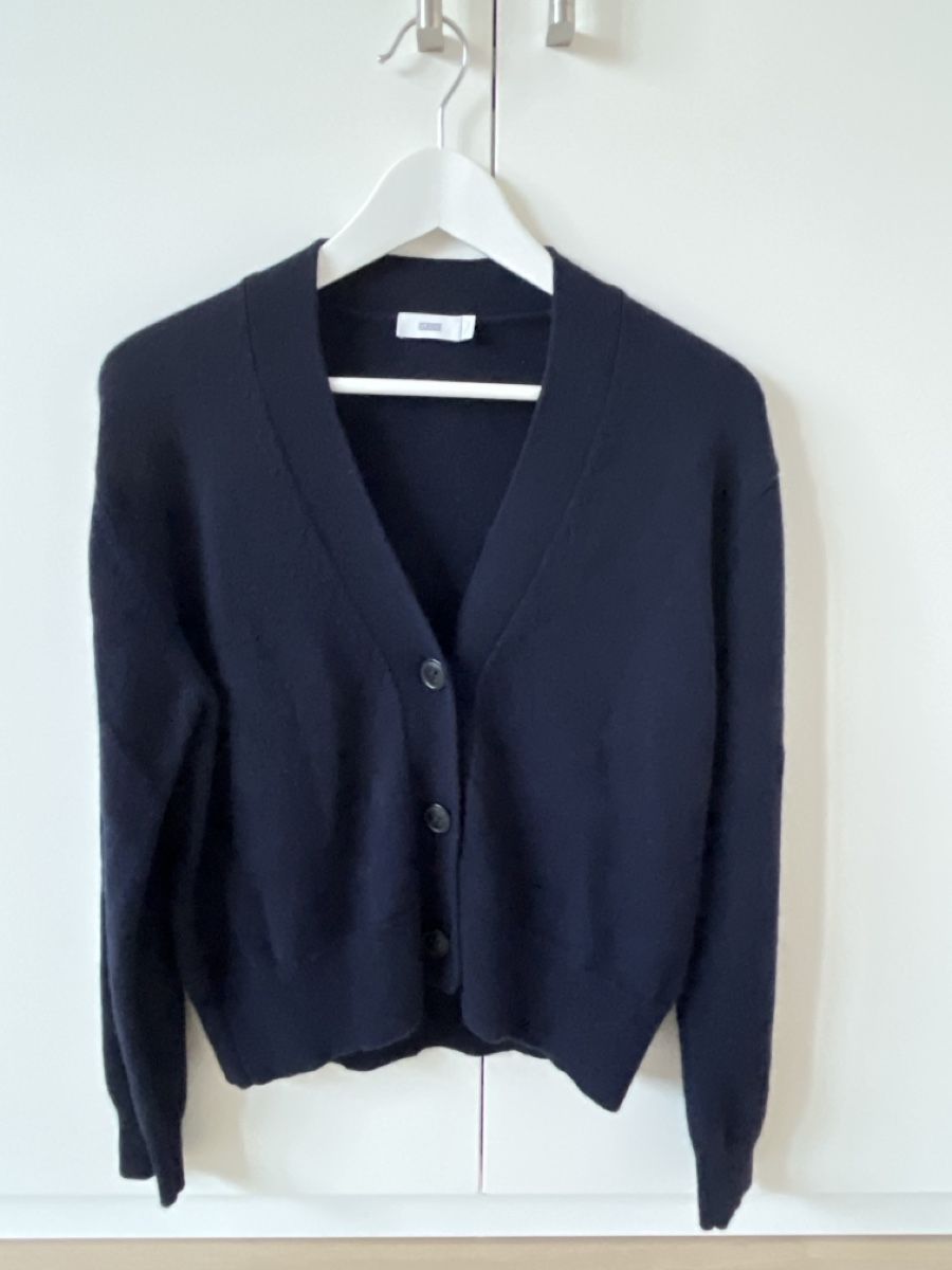 Closed Pullover & Sweatshirts: Closed Cardigan Pullover – Gebraucht aus Cham von sbr_7cmv