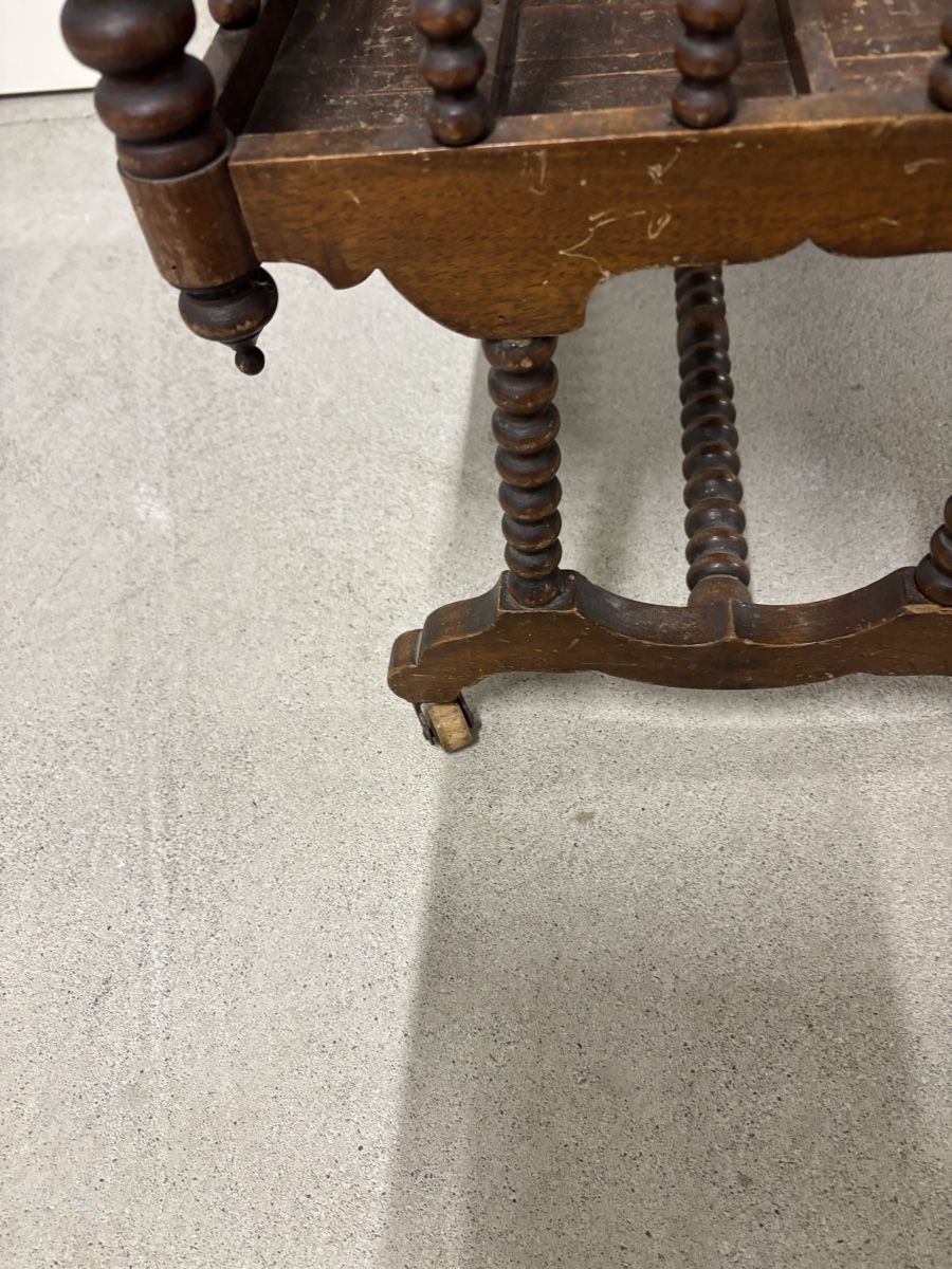 Altro in Decorazioni & Accessori: Antiker Schalplattenständer – Usato da Grossaffoltern venduto da Sosinoid 2