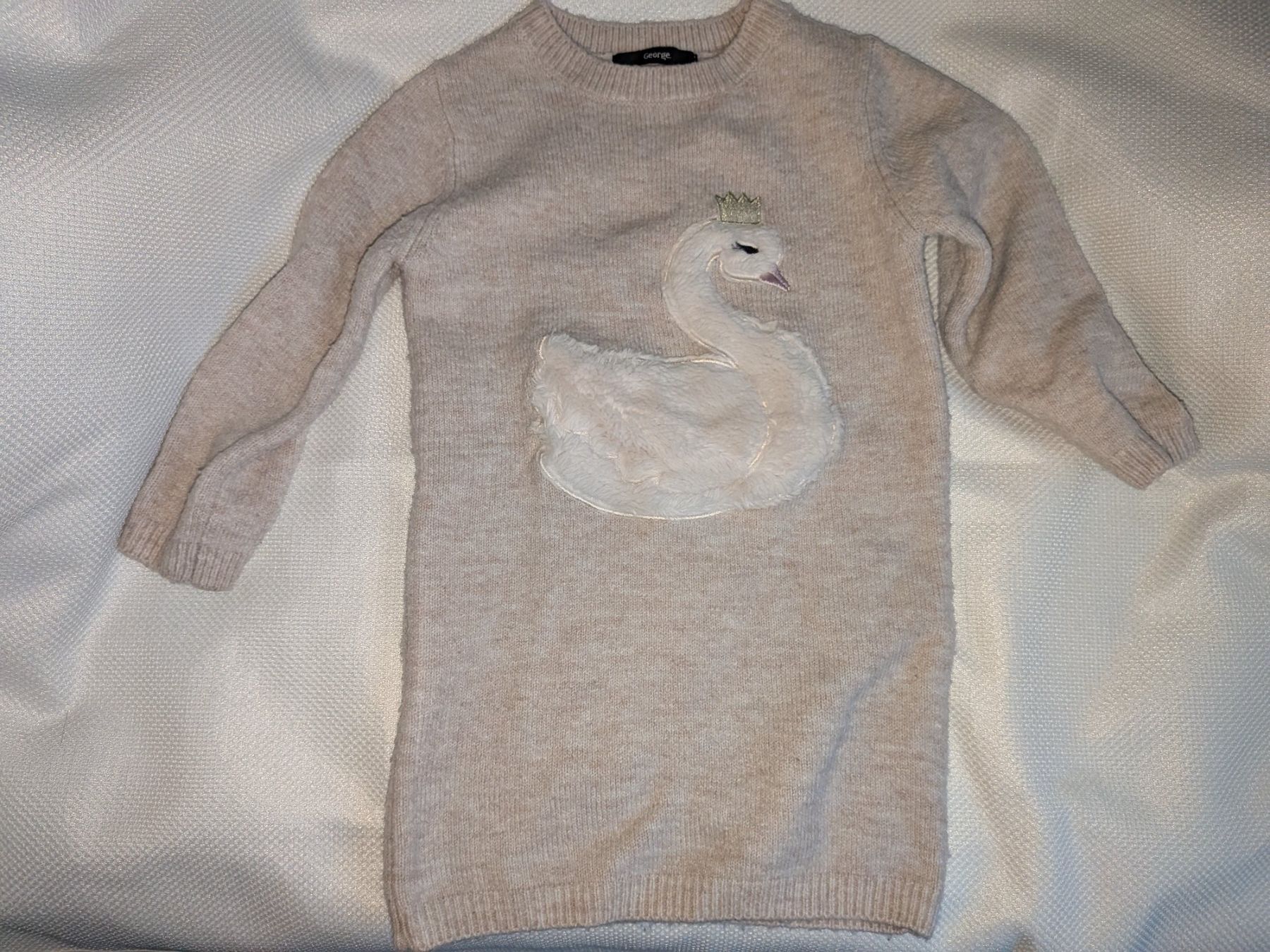 Vestiti & Gonne: Strickkleid beige Schwan Grösse. – Usato da Pfaffhausen venduto da ZwergeUndMehr