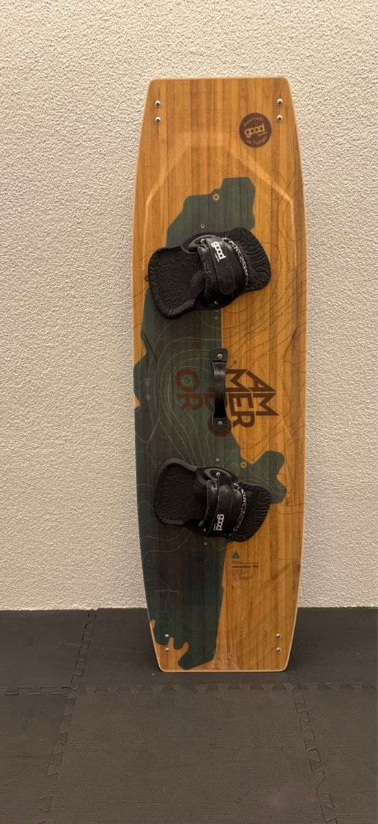 Surfboards & Schwimmbrette: Kiteboard, Beginner, 155er Door – Gebraucht aus Flums von retosapp