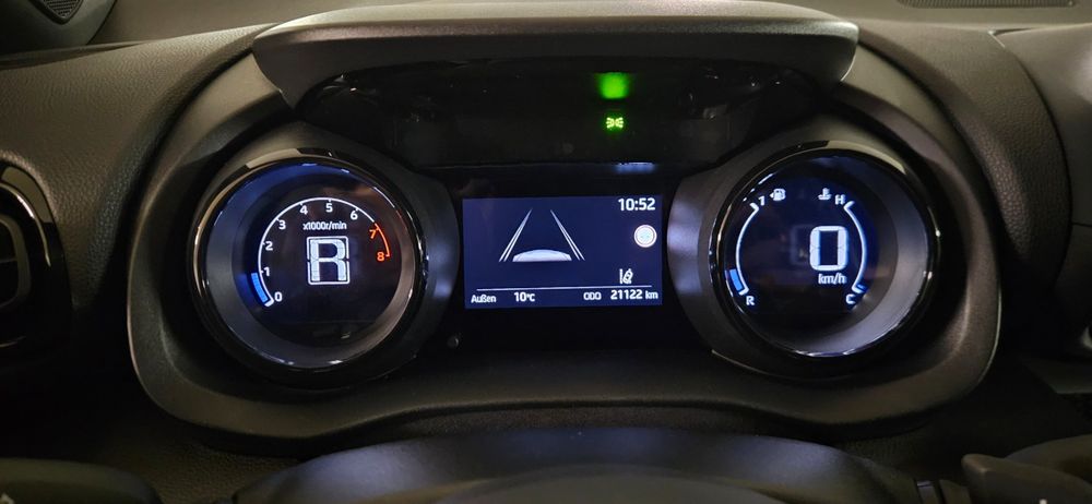 Toyota Automobili: Toyota Yaris Move – Usato da Ennetbürgen venduto da Erdna1 2
