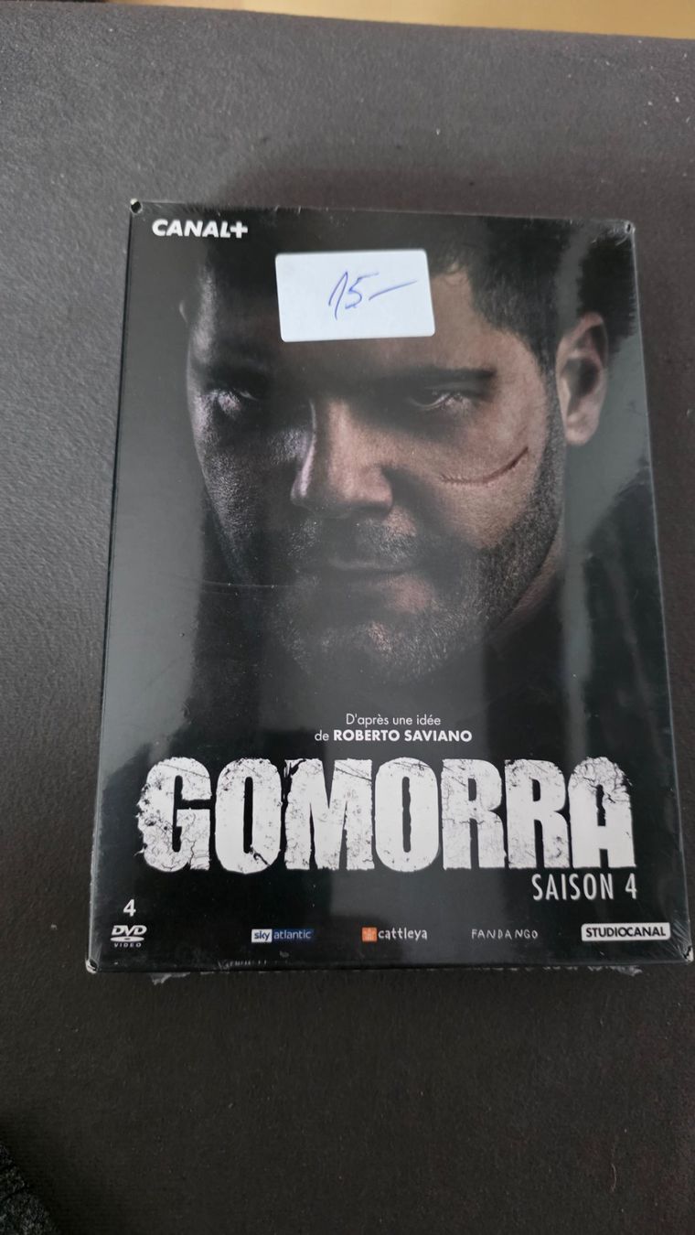 Tous les DVDs: Gomorra, Saison 4, DVD, Neuf – Neuf avec emballage d'origine à Bionnens par Meg011
