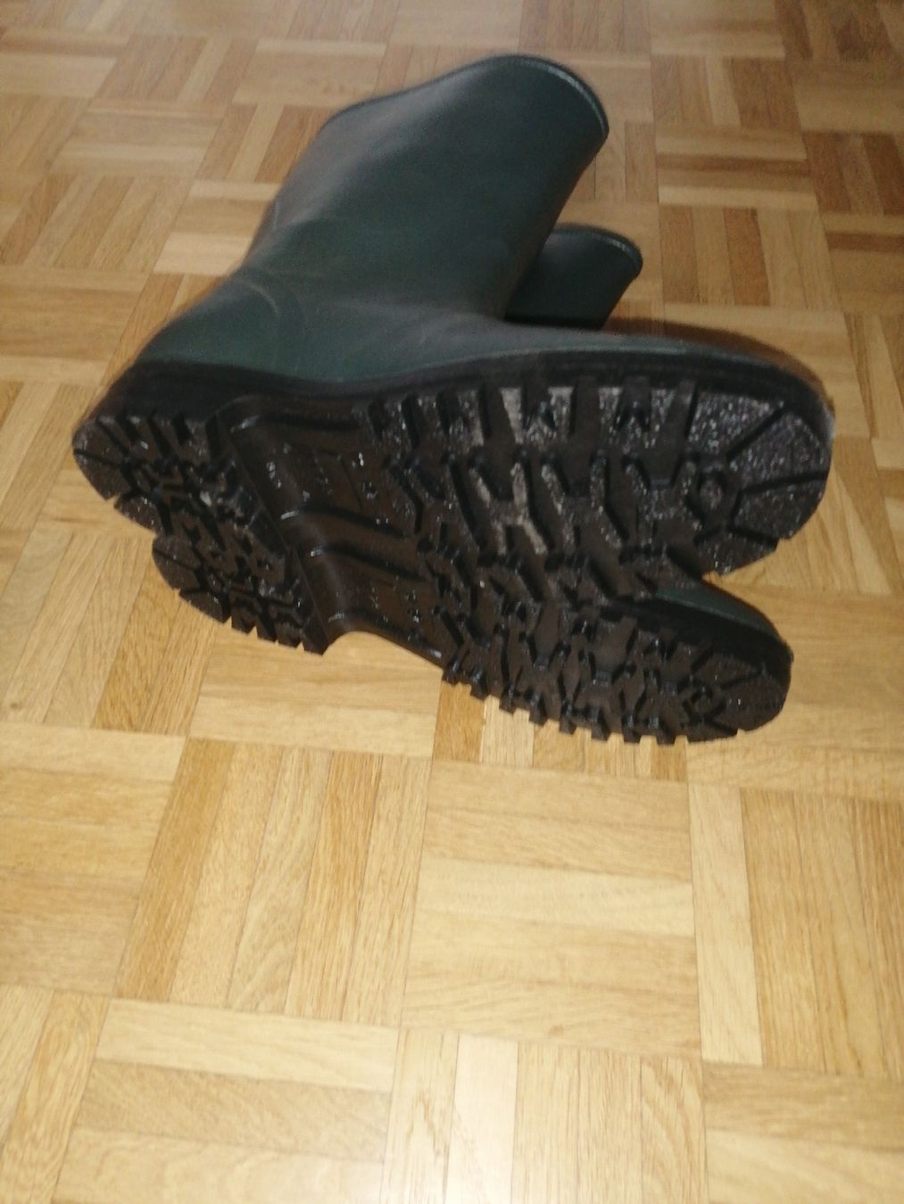 Scarpe da uomo: Bottes chaudes d'hiver fourrées, taille 46, neuves – Nuovo e nell'imballaggio originale da La Tour de Trême venduto da mar_p78p 1