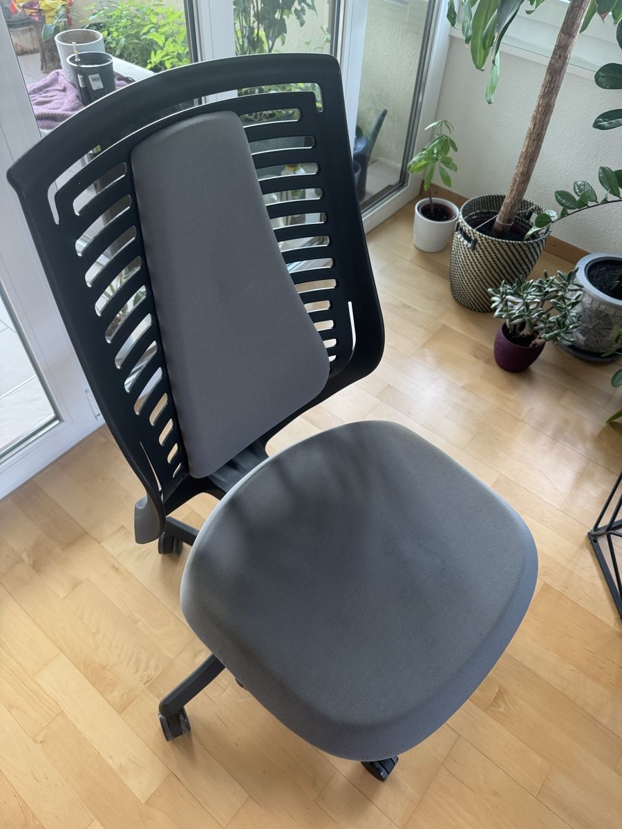 HJH Office Chaises: Bürostuhl hjh OFFICE grau – D'occasion à Wädenswil par alximik0