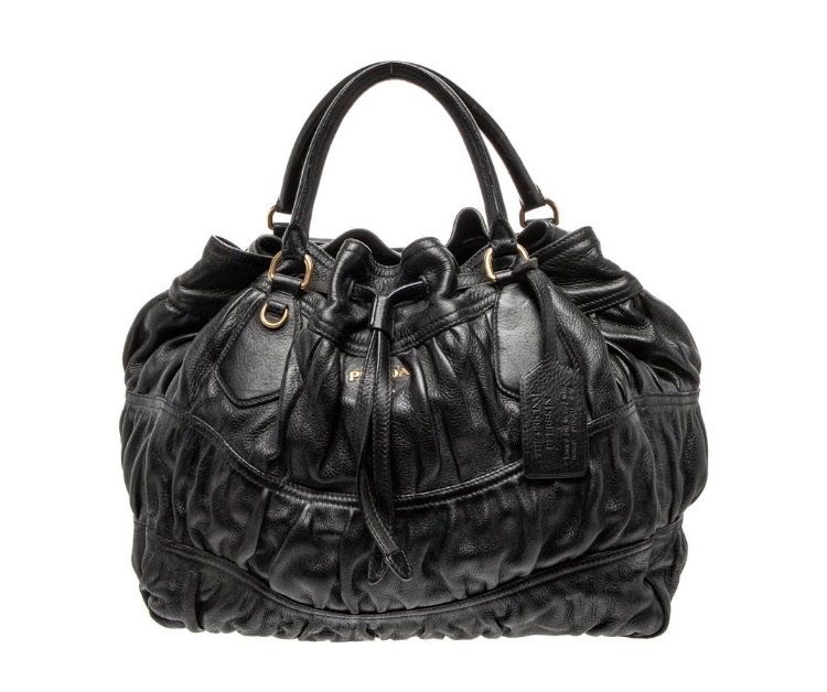 Prada Taschen für Damen: Prada Nero Leather Bag – Gebraucht aus Kilchberg ZH von ann_8pwh