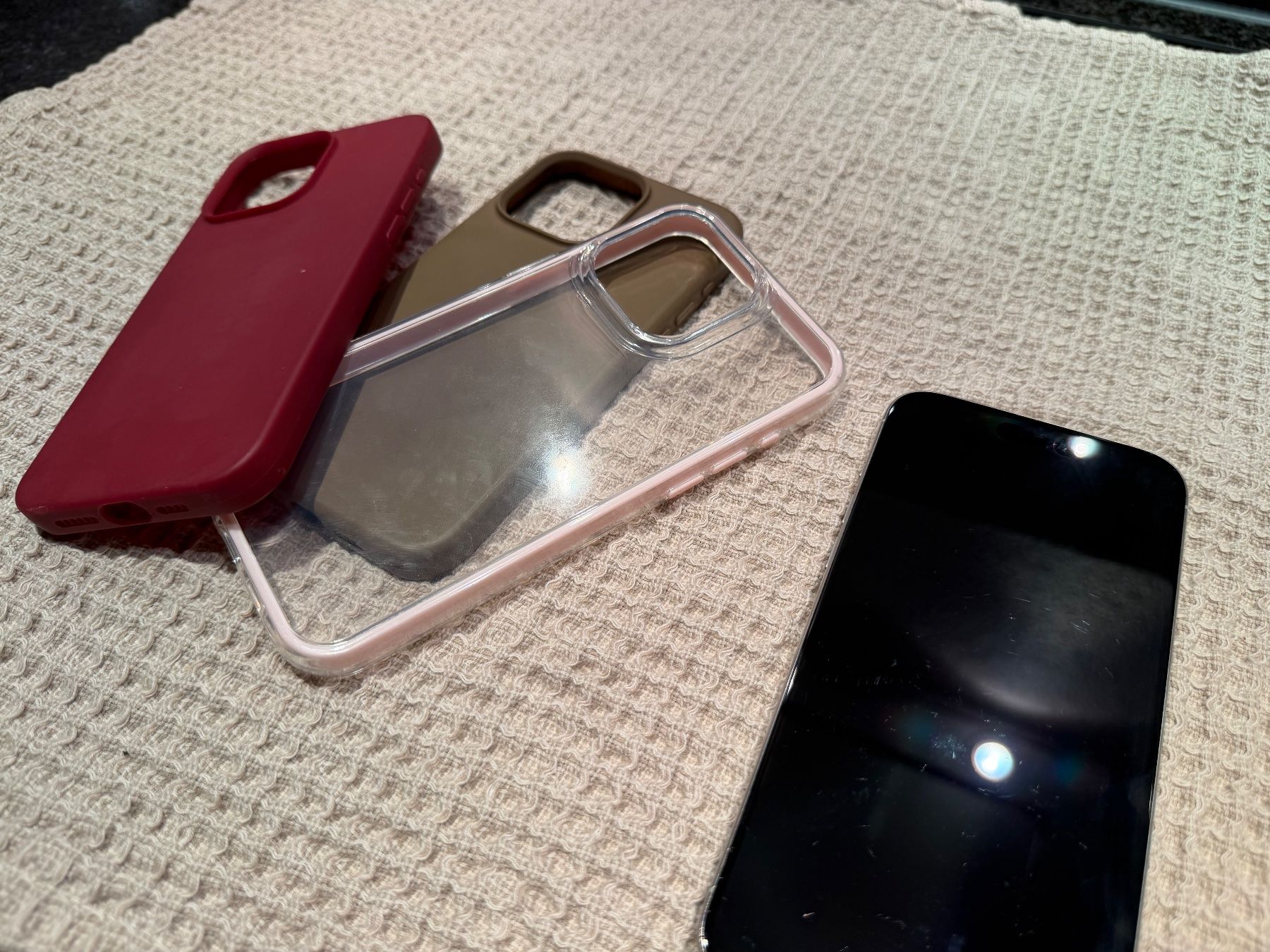 Apple Telefoni cellulari / Smartphones: IPHONE 15 PRO MAX – Usato da Bern venduto da bts_zzj2 2
