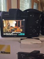 Nikon 1 V1 Systemkamera mit 2 Objektiven, OVP, Ladegerät