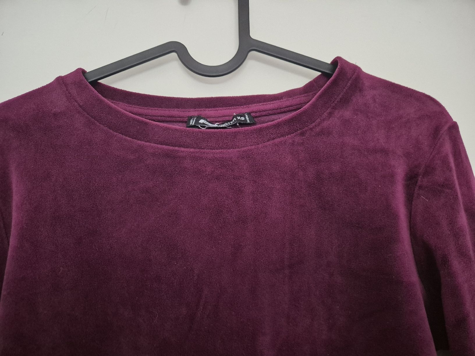 Maglioni & Felpe: Samt Pullover, bordeauxrot-violett/lila – Nuovo (secondo la descrizione) da Aesch BL venduto da sar_j59l 1