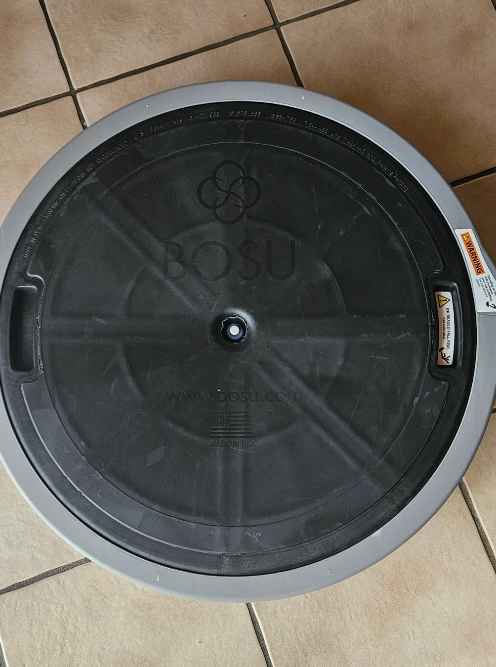 Vélos d'appartement: BOSU BALANCE TRAINER PRO – D'occasion à Niederbipp par Bea. 1