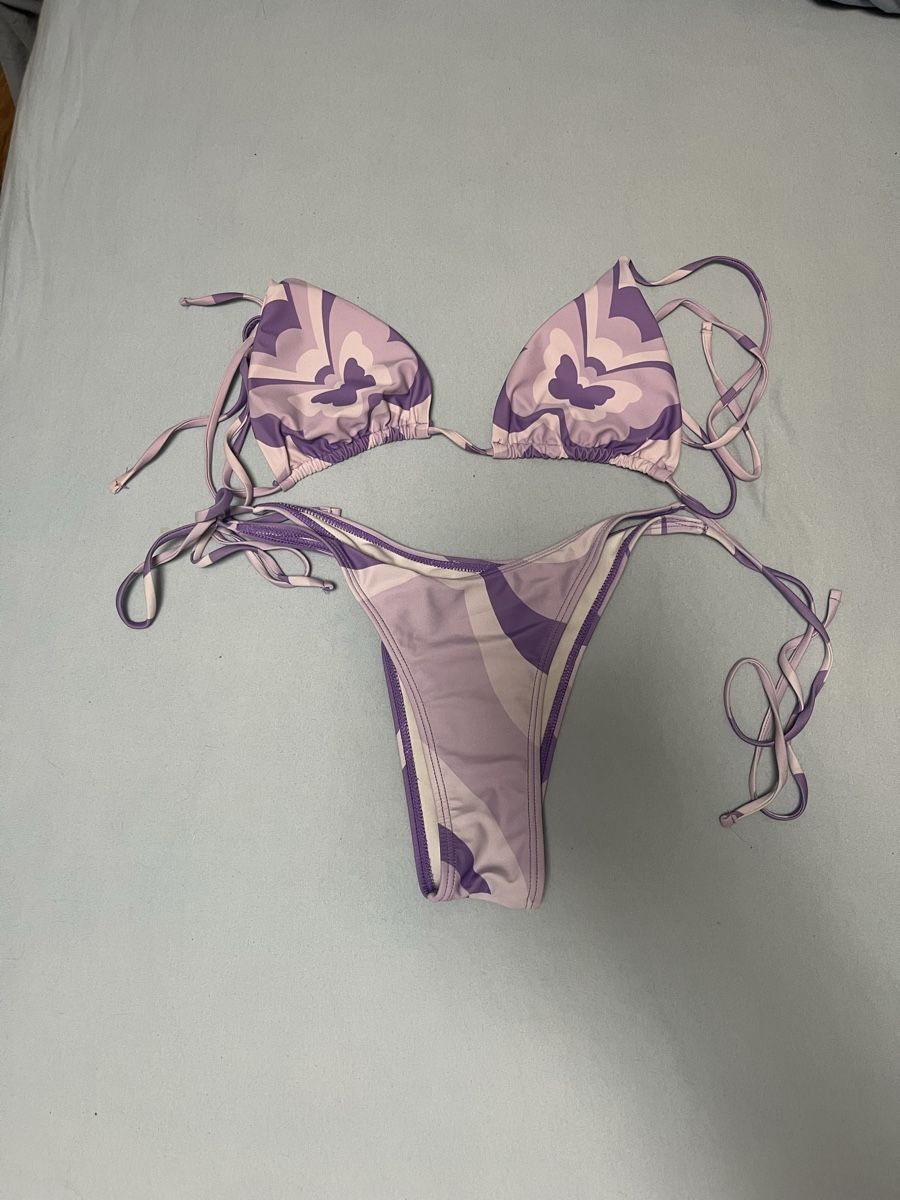 Badekleider & Bikinis: Bikini lila Schmetterling Muster – Gebraucht aus Romanshorn von Luette19
