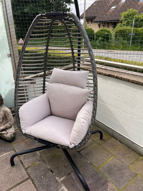 Angenehmer Hängesessel im modernen Design (Gebraucht) in Riehen für CHF ...
