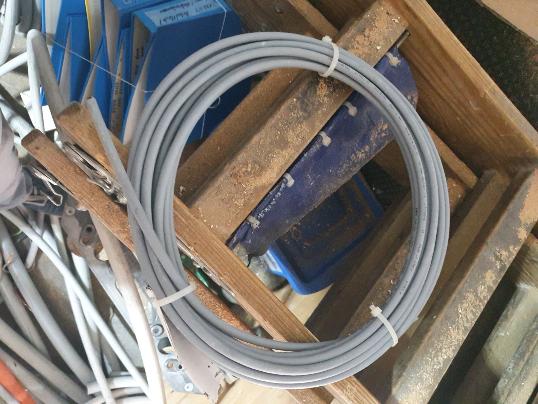 Cavi: Kabel 5x0.75 5G0.75 Litze Kabel 10m – Nuovo (secondo la descrizione) da Zürich venduto da eymen20
