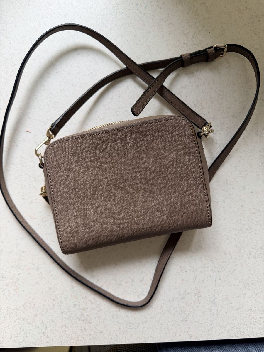 DKNY Sacs: Umhängetasche DKNY – D'occasion à Uitikon Waldegg par Obscht10 4