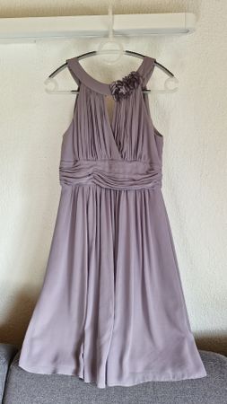 Lila Cocktailkleid 36 mit Schal