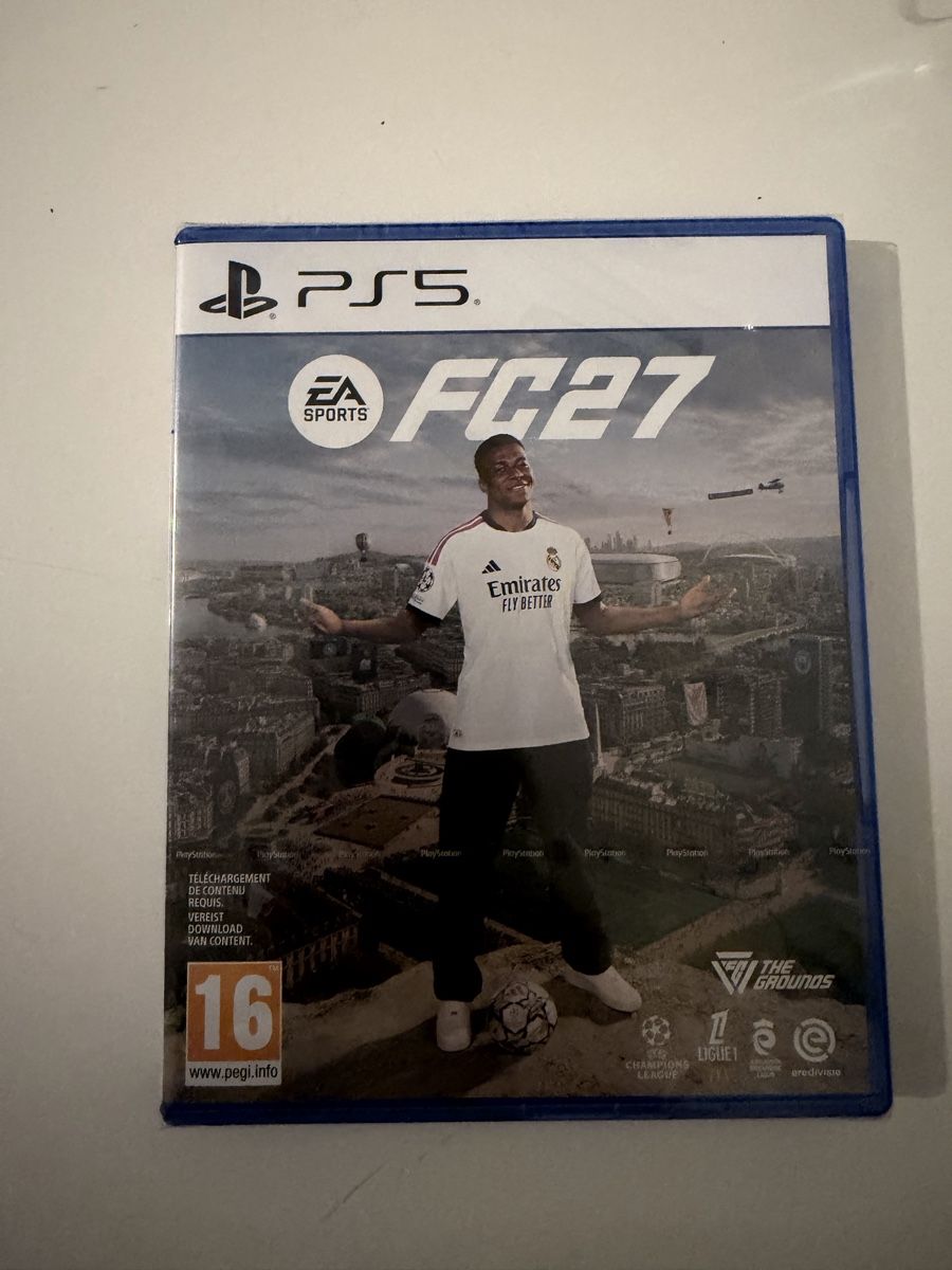 Sony Jeux: FC27 Neuf  – Neuf avec emballage d'origine à Bernex par pre_hbr2