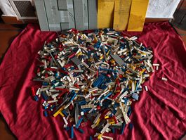 5 Kg Lego in einem schlechten Zustand