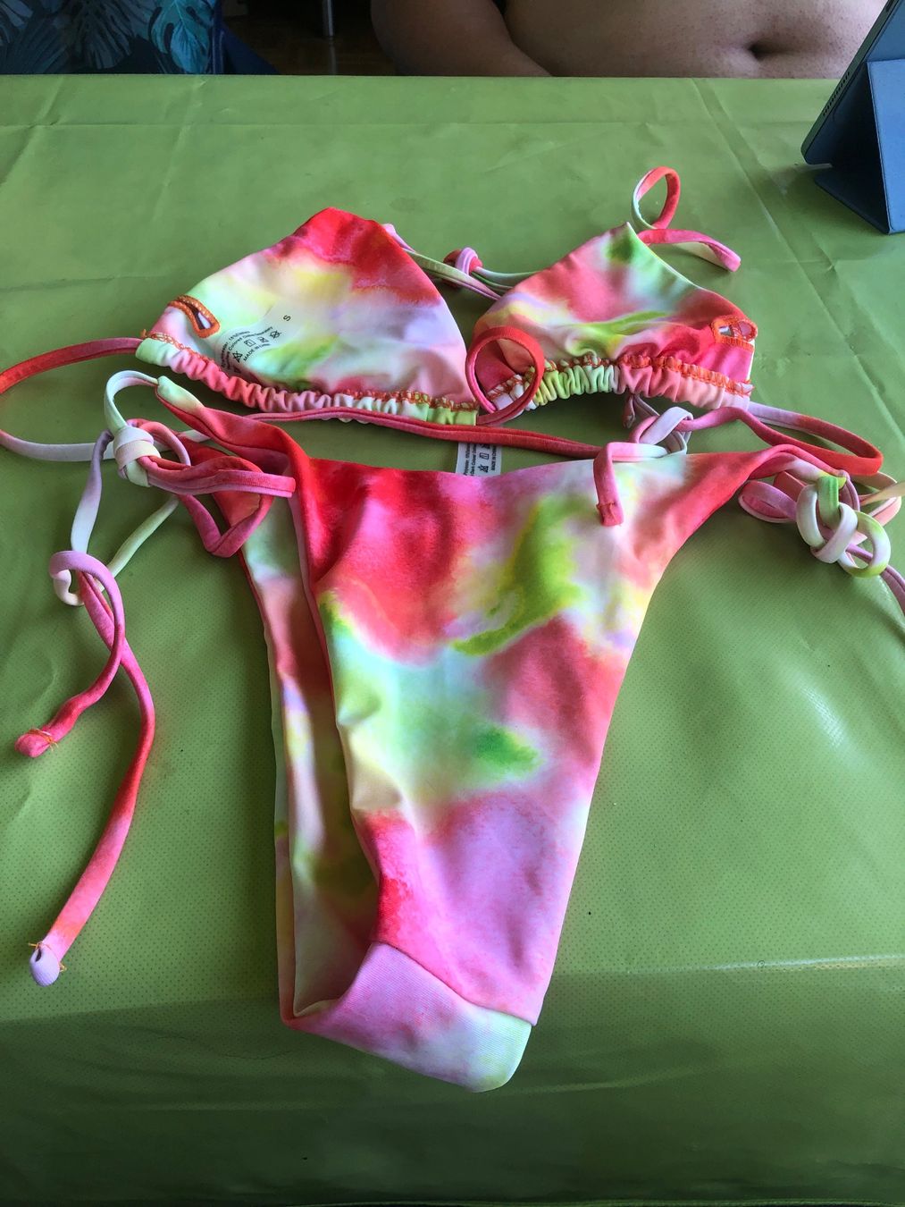 Badekleider & Bikinis: Damen Bikini S mit Wickeltuch – Neu (gemäss Beschreibung) aus Adliswil von Myxin 1