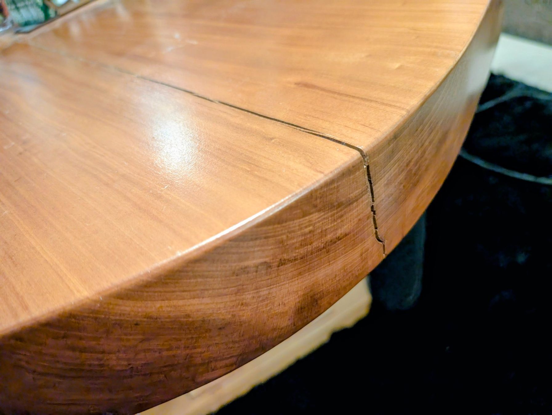 Tavoli: Table basse en cerisier massif unique - Fait main – Usato da Matran venduto da SuisseID 7