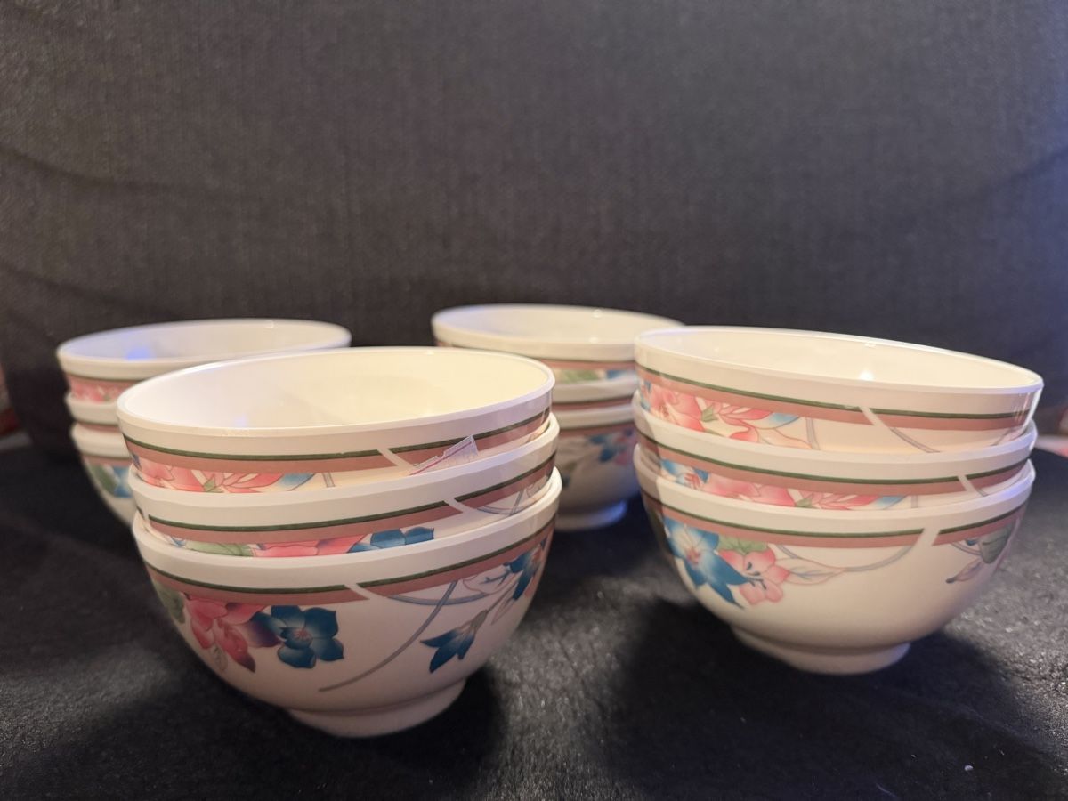 Ciotole: Kleine Schalen mit Blumenmuster 12 Stk. – Nuovo (secondo la descrizione) da Spreitenbach venduto da aar_zs8f 2