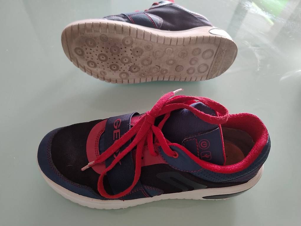 Chaussures garçon: Kinderschuhe in Gr.38 – D'occasion à Zürich par svi_dkg2 3