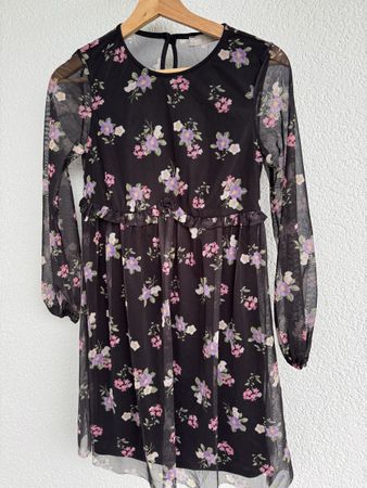 Neues Floral Kleid Gr.S, Asos