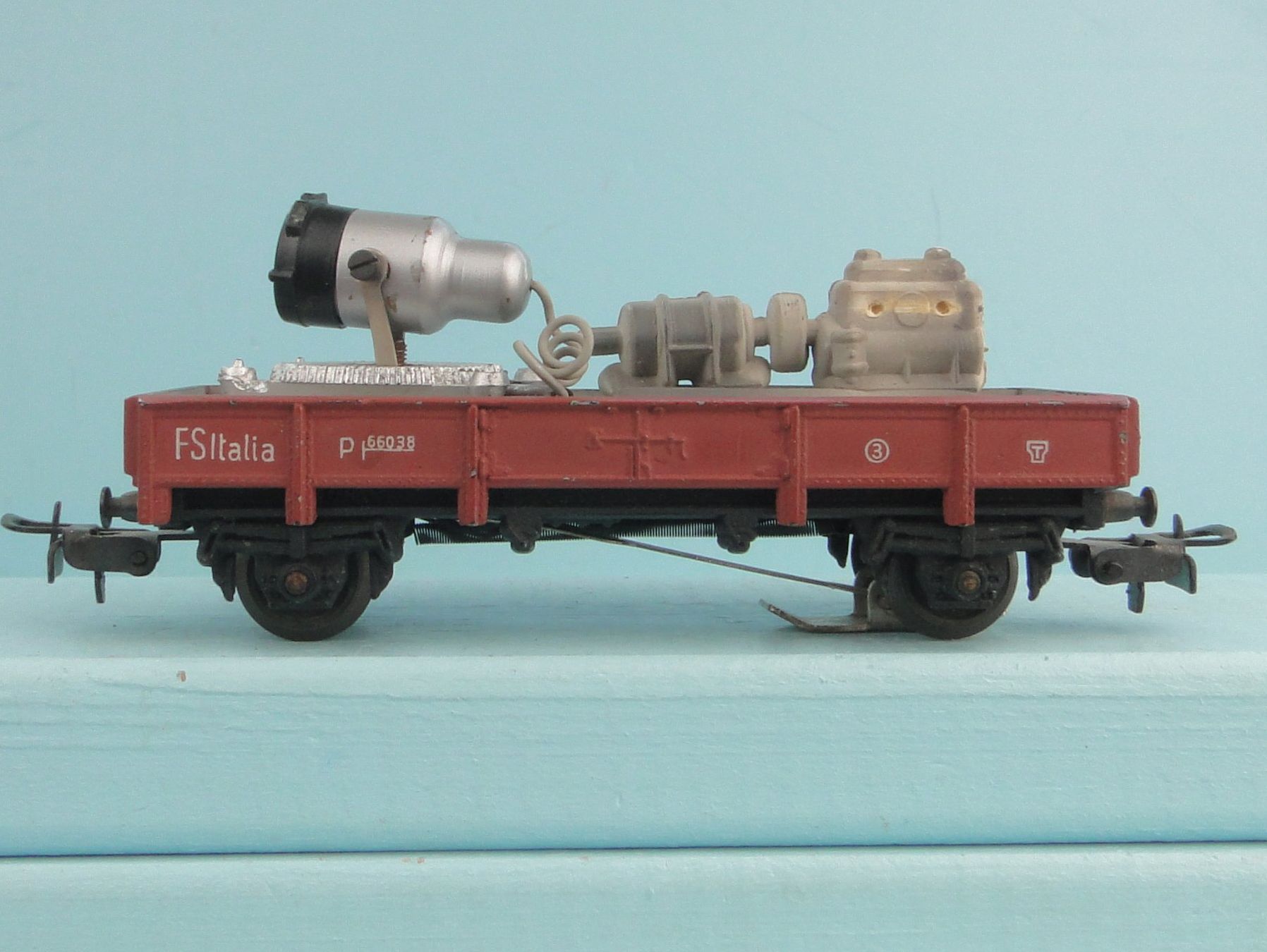 Pocher Modellini di ferrovie: Pocher H0 302 Wagen mit Scheinwerfer – Usato da Bülach venduto da cann11 2