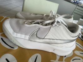 Weisse Nike TurnSchuhe, Top Zustand, Gr.38