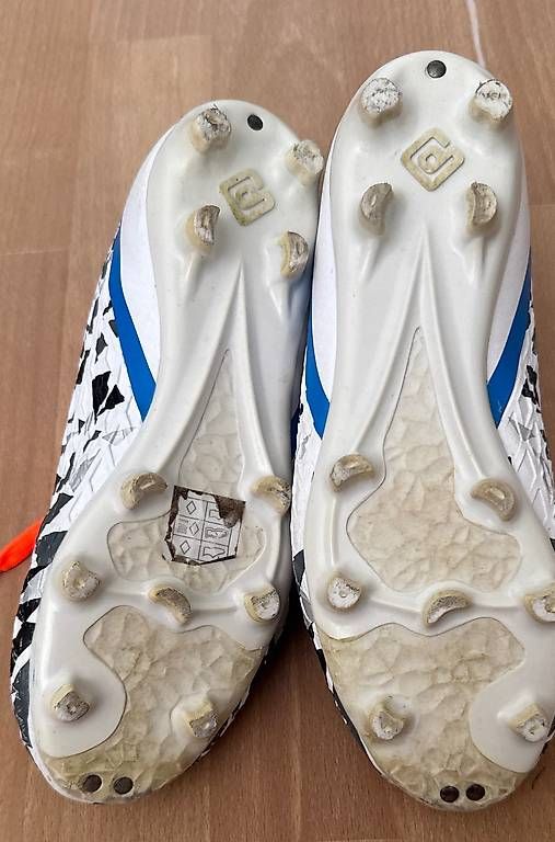 Chaussures garçon: Fussball Schuhe Gr 36 – D'occasion à Tägerwilen par ho__r7hj 1
